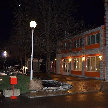 Motel Citadela 023 Zrenjanin Bagian luar foto